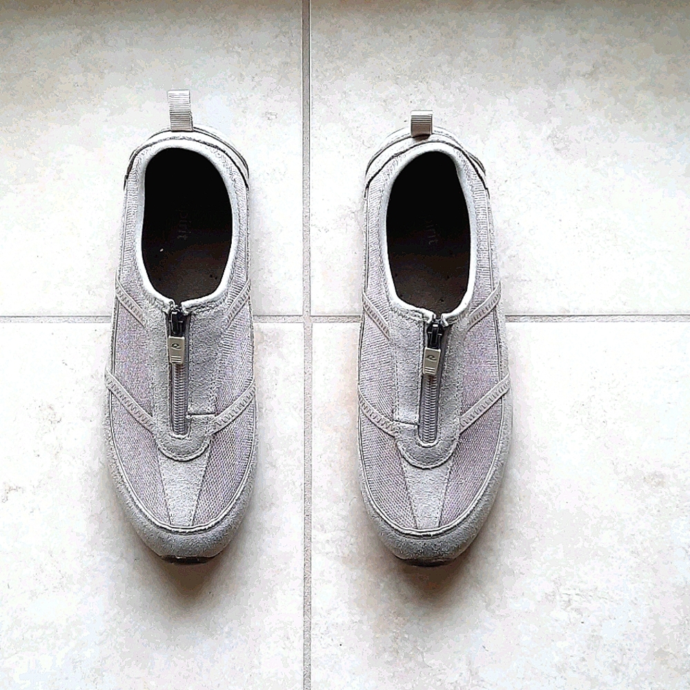 Easy Spirit Sneakers sz 10